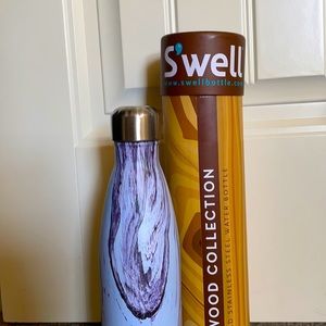 Swell water bottle